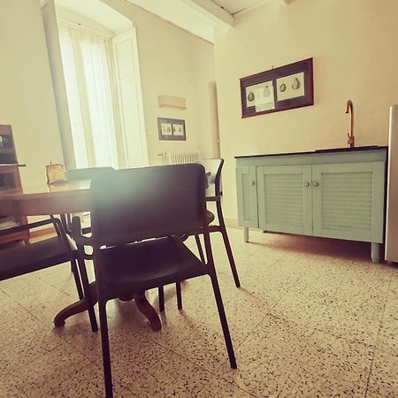 Palazzo Romanelli B&B Trani Exteriör bild